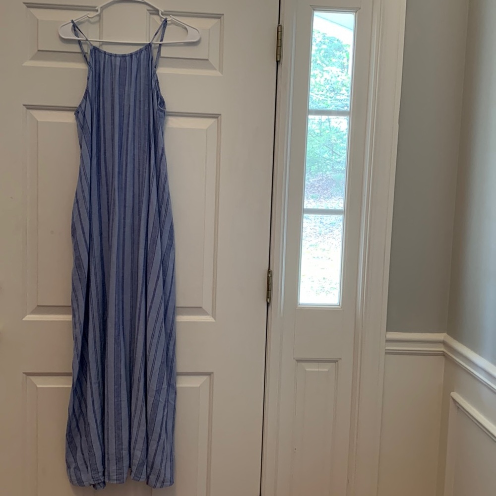 Women’s Spaghetti Strap Halter Maxi Dress